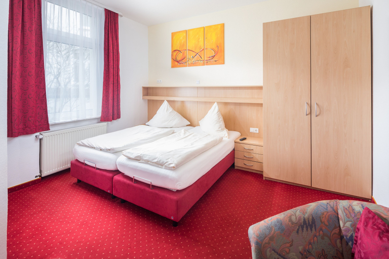 Bedroom 4, Gästehaus Bakker, Aurich