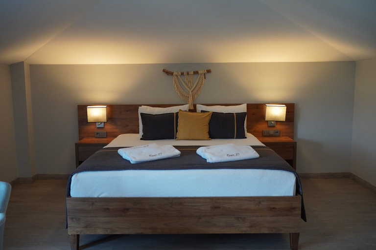 Bedroom 3, Room 23 Hotel, Edremit