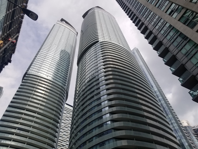 Exterior & Views, TopLine Suites - Ice Condos, Toronto