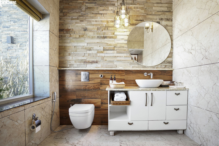 Bathroom 3, 3B-Barefoot-01 by bnbmehomes, Dehradun