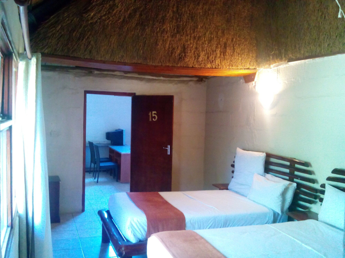 Bedroom 4, Northgate Lodge, Tutume