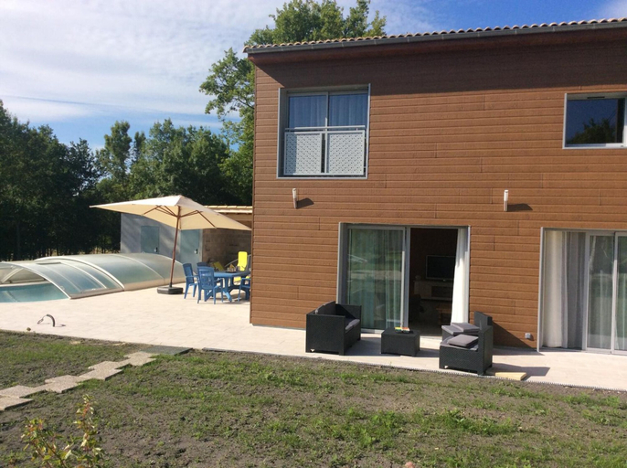 Exterior & Views 2, Chambres d'hotes Gite du Puy de l'Étang, Gironde