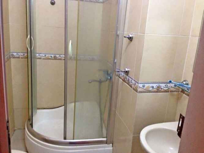 Bathroom, Kings 2 Hotel, Pleiku