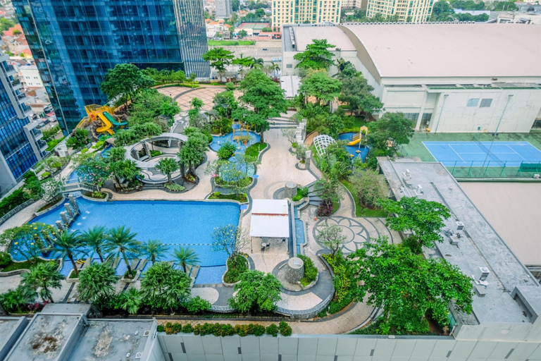 Exterior & Views 2, Elegant And Spacious 3Br Apartment At Casa Grande Residence, Jakarta Selatan