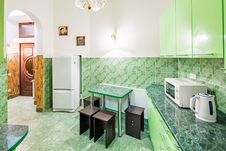 Others 5, 3 Bedroom on Square Rynok near Vernissage, L'vivs'ka