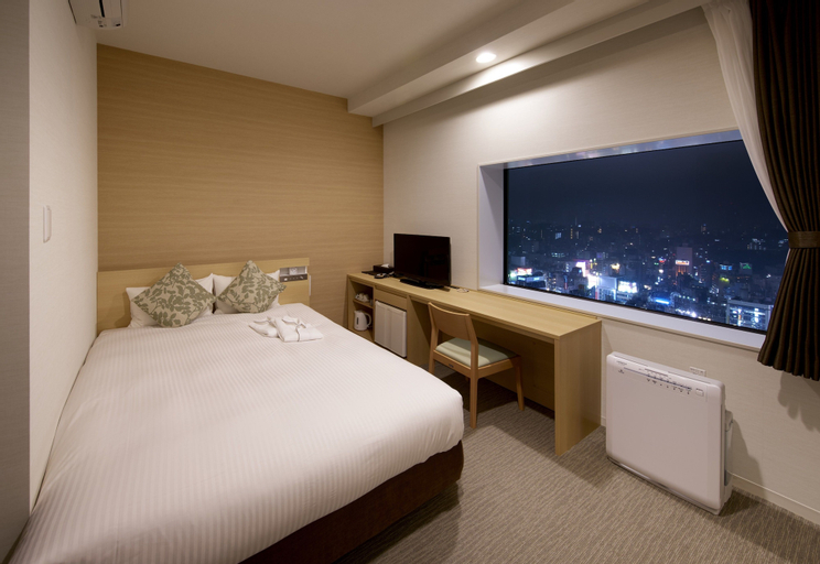Bedroom 3, Hotel Crown Hills Ueno Premier, Taitō