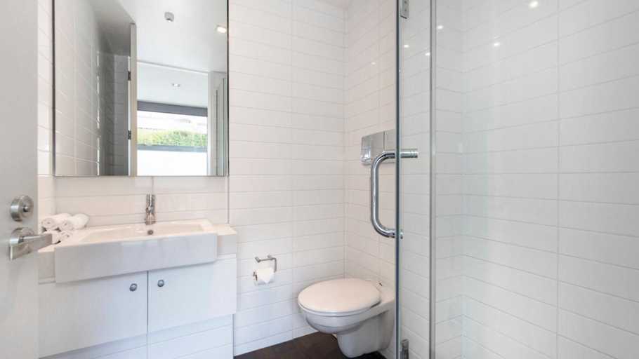 Bathroom 4, Brilliant Central Location, Queenstown-Lakes