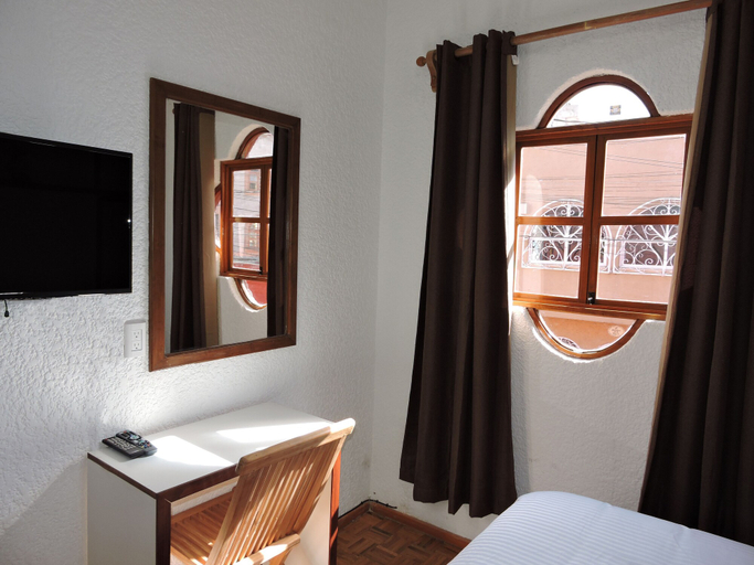 Bedroom 3, La Casita de Coyoacán, Mexico City