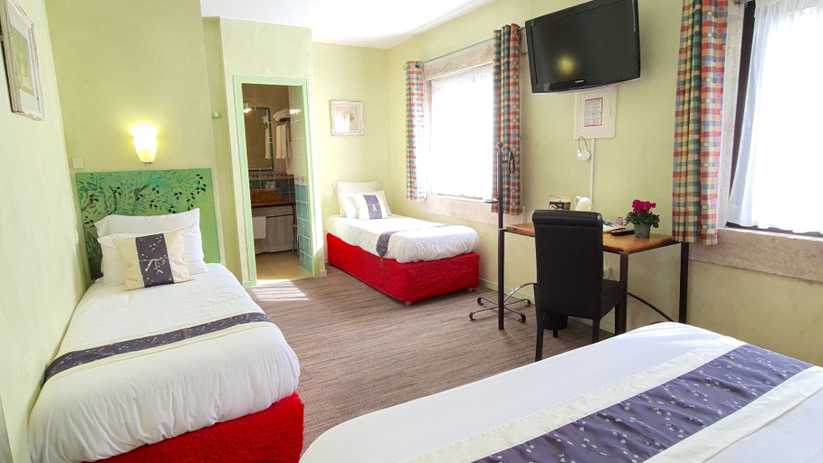 Bedroom 2, Hôtel du Mas, Aude