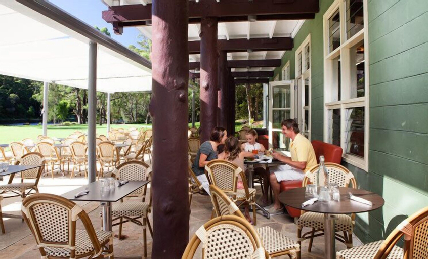 Food & Drinks, Royal National Park Cottages, Sutherland Shire - East