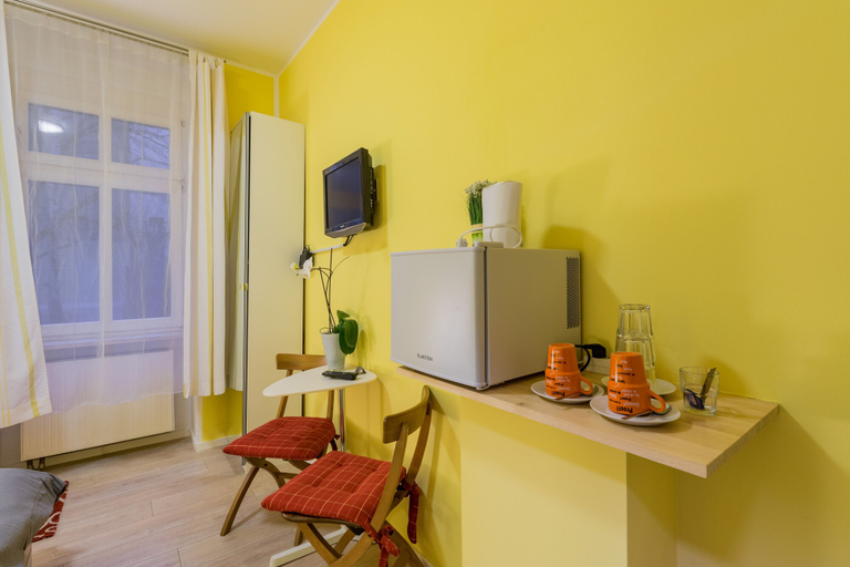 Others 5, Buchholzer Hotel, Berlin