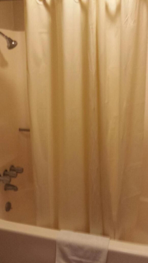 Bathroom 3, Carefree Inn Flatonia, Fayette