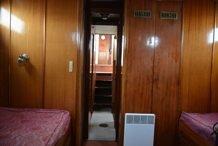 Bedroom 2, Yacht Germinal Honfleur, Calvados