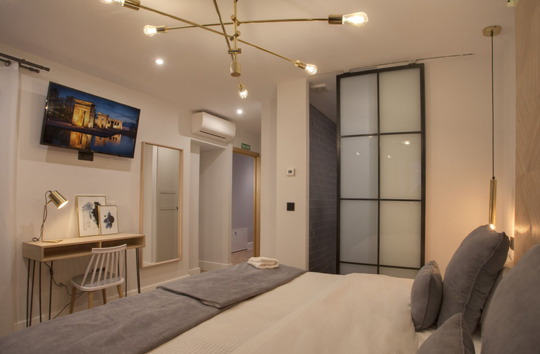 Bedroom 3, Suites You Soho, Madrid