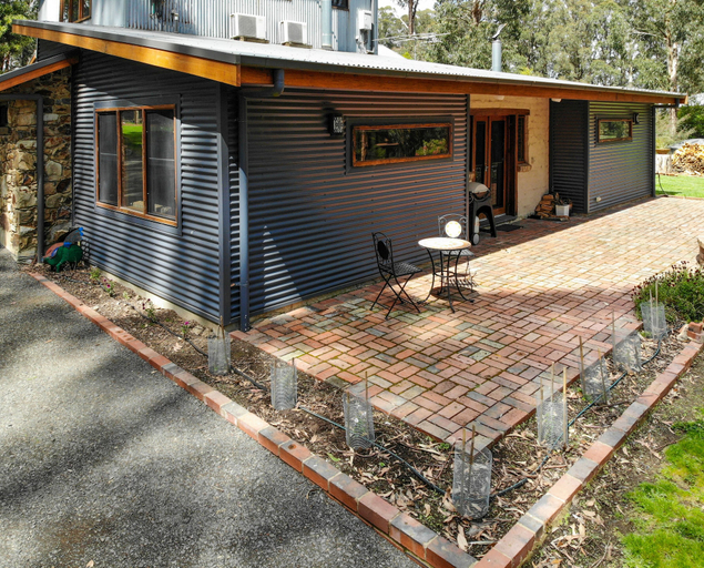 Exterior & Views 2, Karma Kinglake, Murrindindi - West