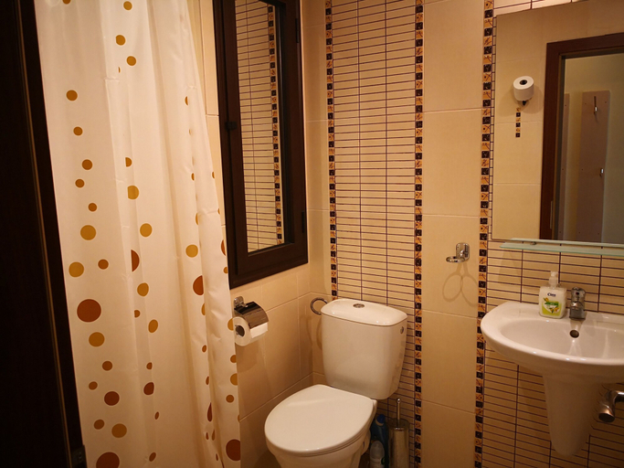 Bathroom 3, Paradise Gardens & Dunes Hotel, Sozopol