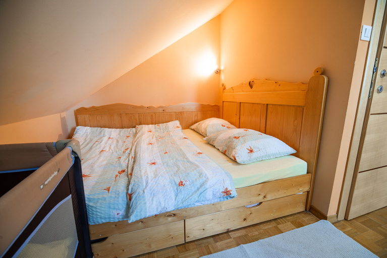 Bedroom 3, Luxury Apartment Ana With Hot tub, Ivancna Gorica