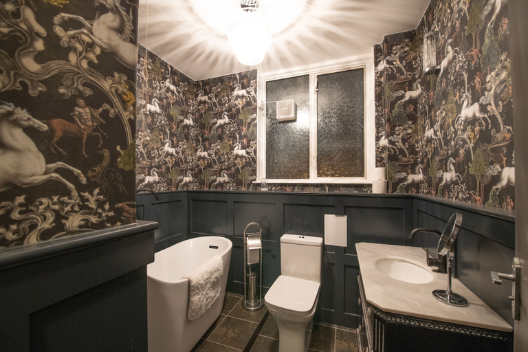 Bathroom 3, The Angel of Bow, London