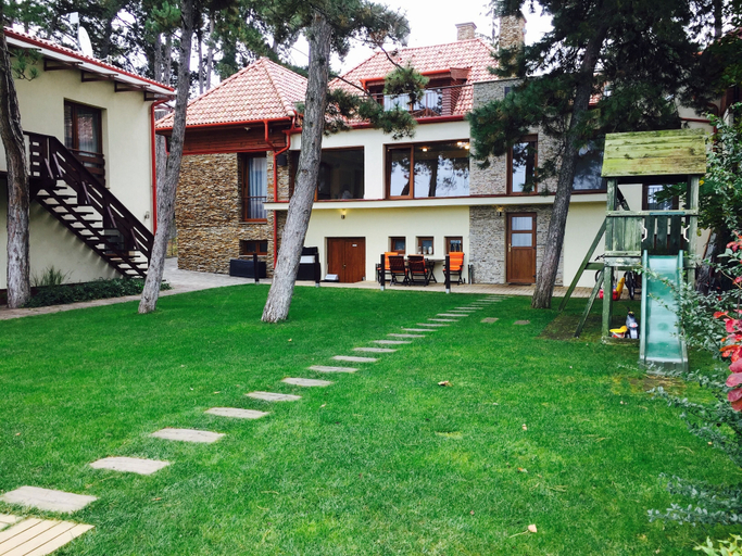 Exterior & Views 2, Royal Mediterran Hotel, Siófok