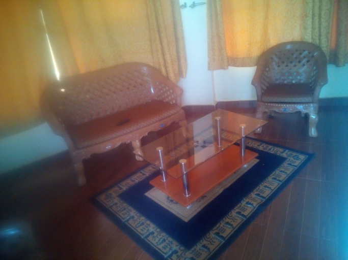 Others 4, The Trade Centre Guest House, Mathira