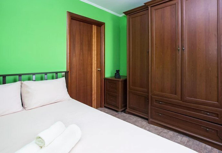 Bedroom, Apartments on Zatsepskiy 4, Central