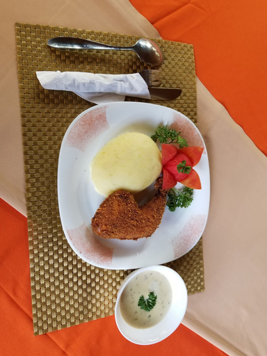 Food & Drinks, Hotel Kenrock, Kampala