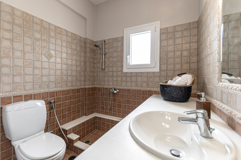 Bathroom 4, villa argo naxos, South Aegean