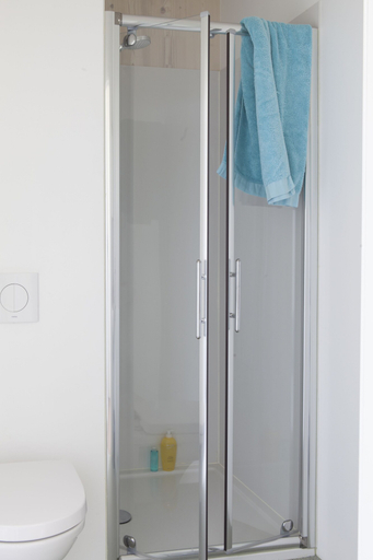 Bathroom 4, Strand 49 Camping & Glamping, Zijpe