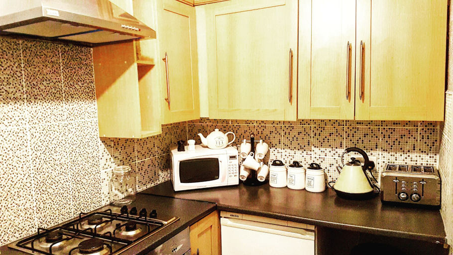 Others 5, Molyneux Place, Sefton