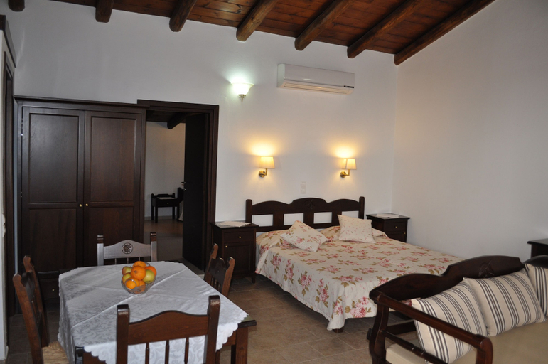 Bedroom 3, Vrachos Villas, Crete