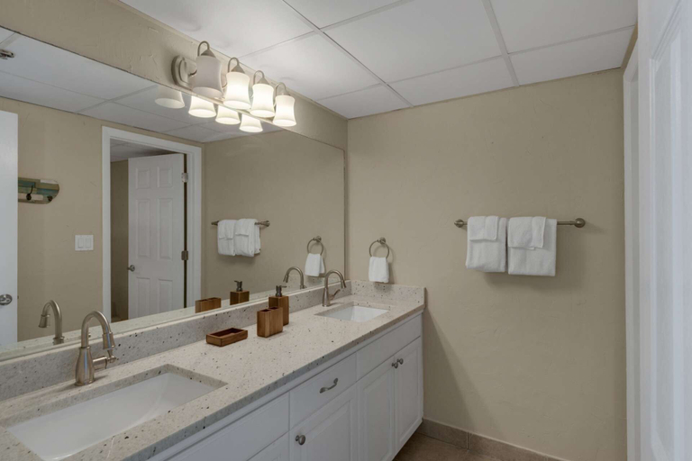 Bathroom 3, Long Beach Resort by iTrip Panama City Beach, Bay