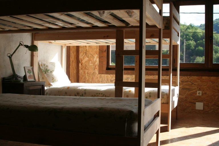 Bedroom 3, Albergue Les Xendes. Parque de Redes - Hostel, Asturias