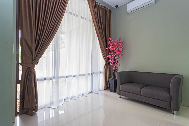 Others 5, RedDoorz near Lippo Village, Tangerang