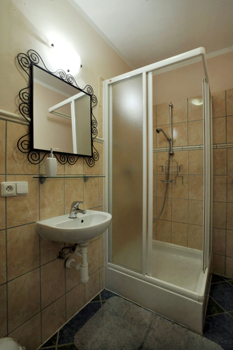 Bathroom 3, Pension Abertham, Karlovy Vary