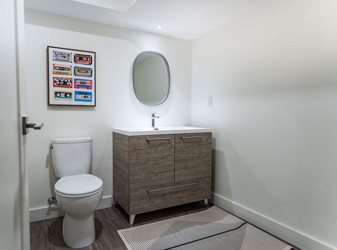 Bathroom 3, Revelation Retreat by Revelstoke Vacations, Columbia-Shuswap