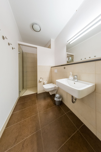 Bathroom 5, Hotel zur Ostsee, Rostock