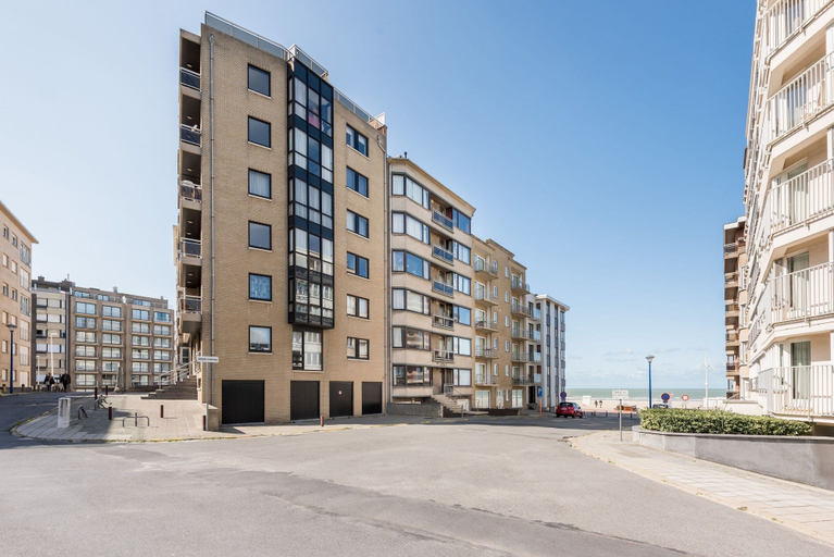 Exterior & Views, Apollo, West-Vlaanderen