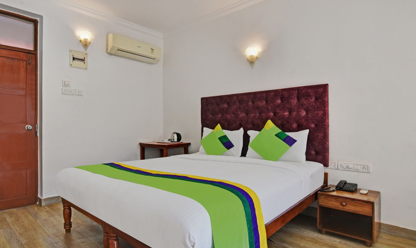 Bedroom 3, Santa Monica Resorte, North Goa