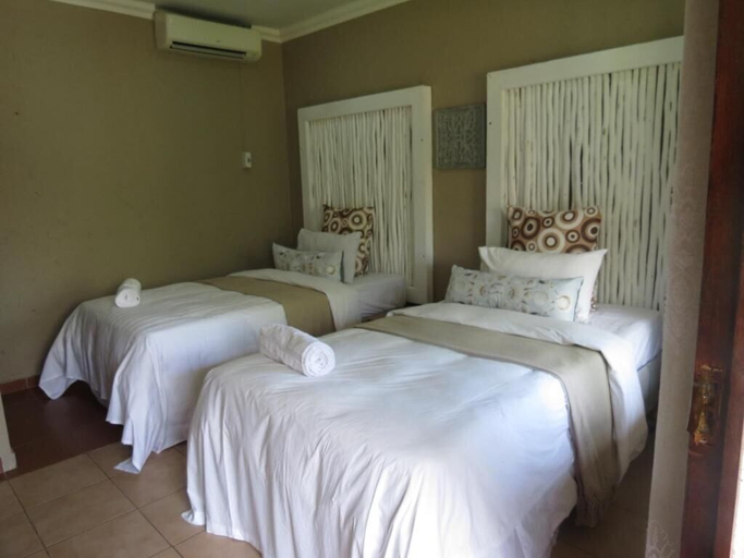 Bedroom 2, Nkanhe Lodge, Matutuíne