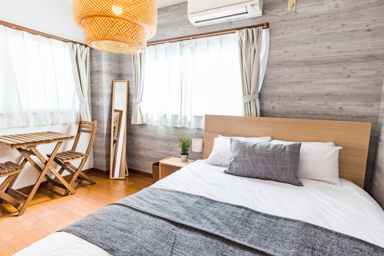 Bedroom 4, Bijou Suites Ferries Wheel View, Osaka
