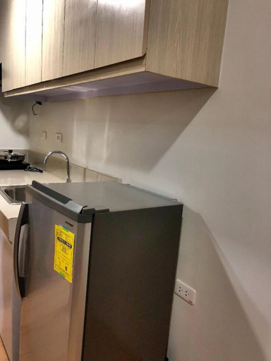 Others 4, Happy Stay at Trees Residences, Quezon City