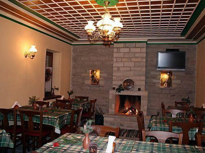 Food & Drinks 4, Nikolas Guesthouse, Epirus