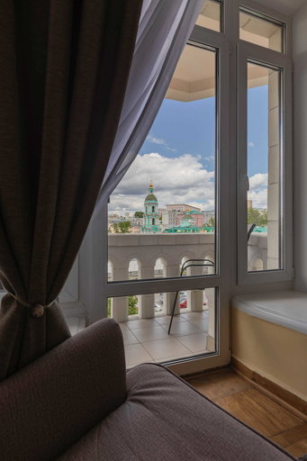 Others 4, Kotelnicheskaya Royal Tower, Central