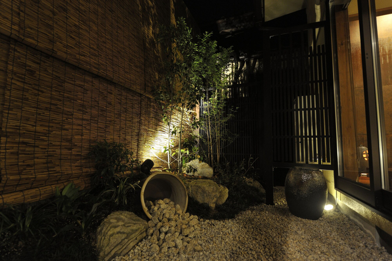 Others 5, Kiraku Kyoto Higashiyama, Kyoto