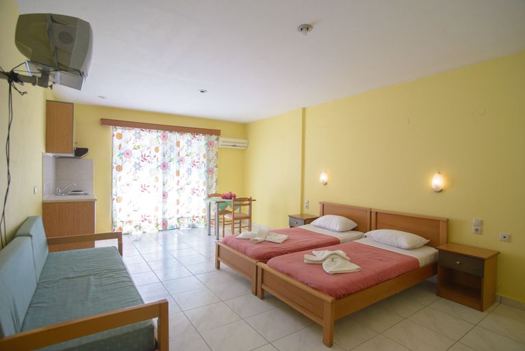 Bedroom 2, Polyxeni hotel, Ionian Islands