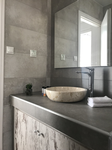 Bathroom 3, Elia Residences Santorini, South Aegean