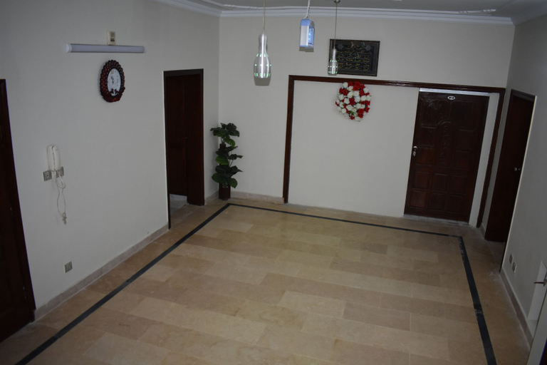 Others 5, Neelum Guest House, Zhob