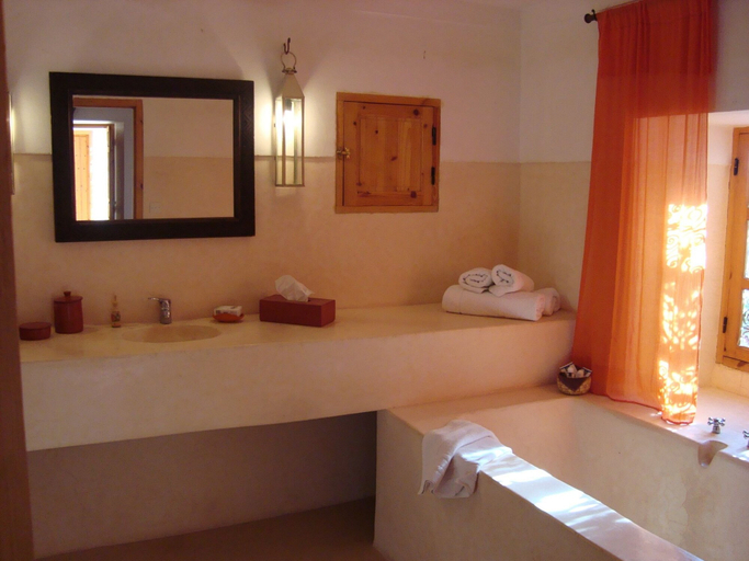 Bathroom, Jnane Tihihit, Al Haouz