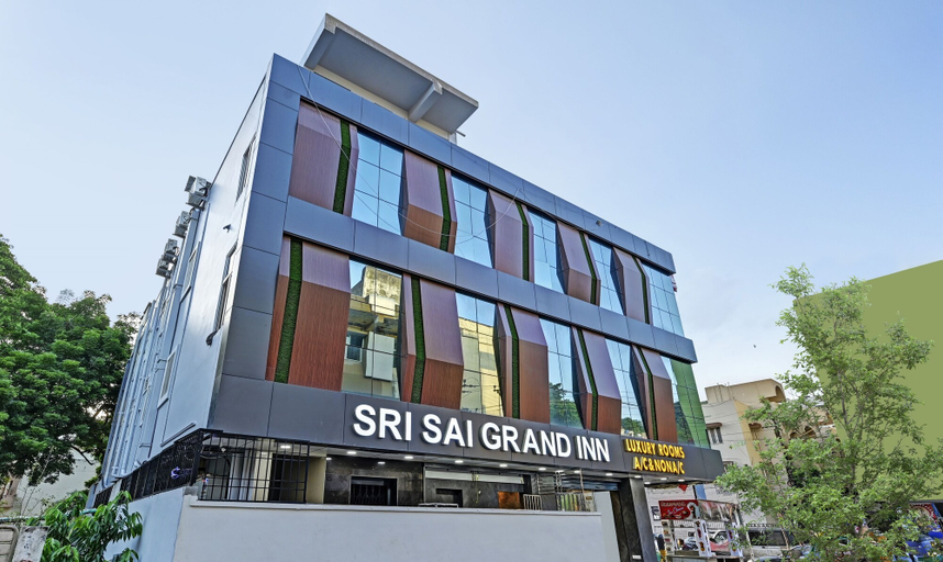 Exterior & Views 2, Itsy Hotels Sri Sai Grand Inn, Krishna