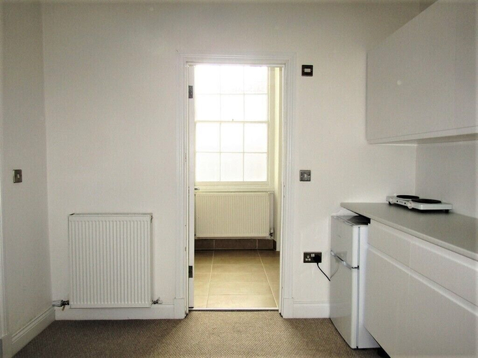 Others 5, Large Private Double En-suite - 5, London